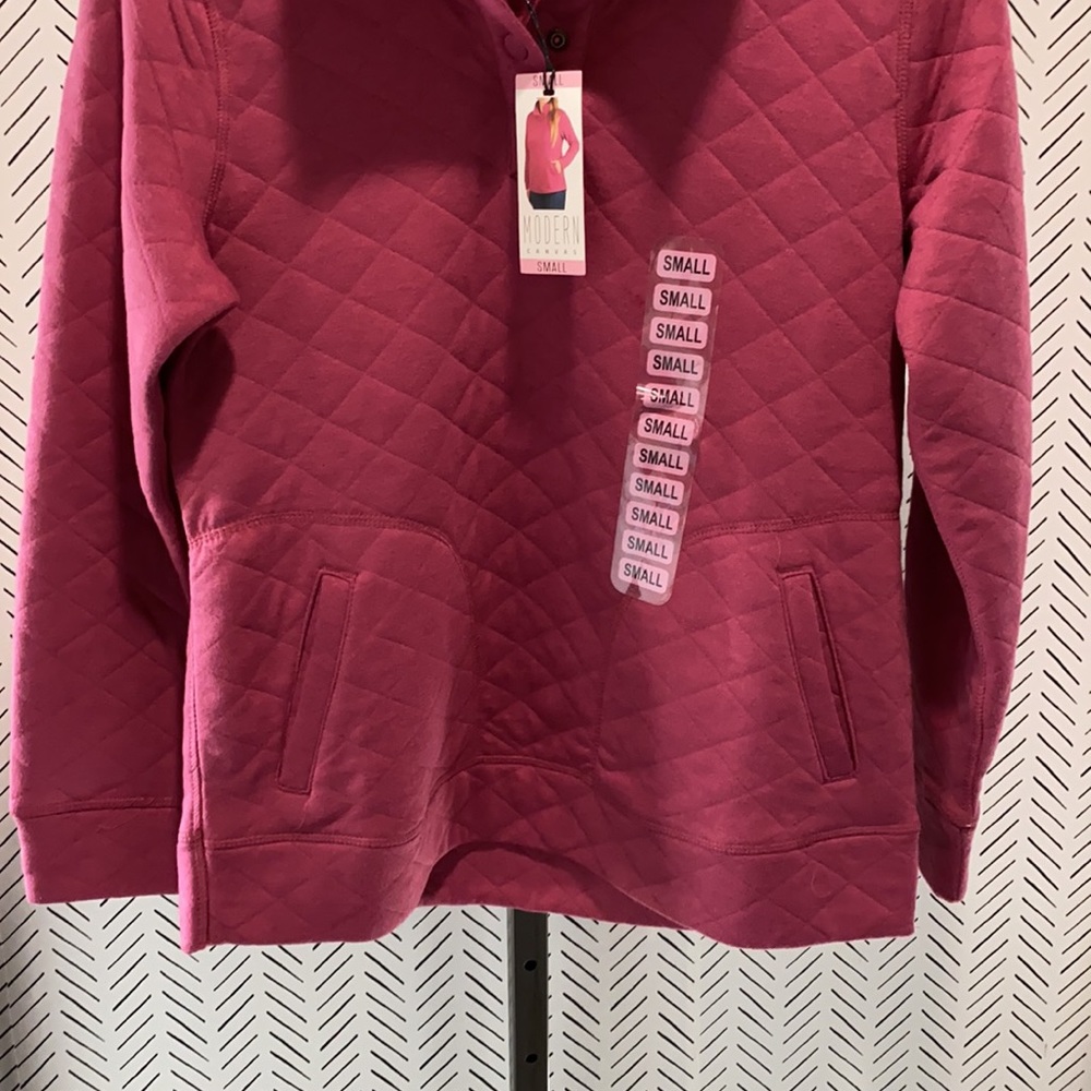 Modern Canvas women’s small berry pullover - Picture 3 of 16